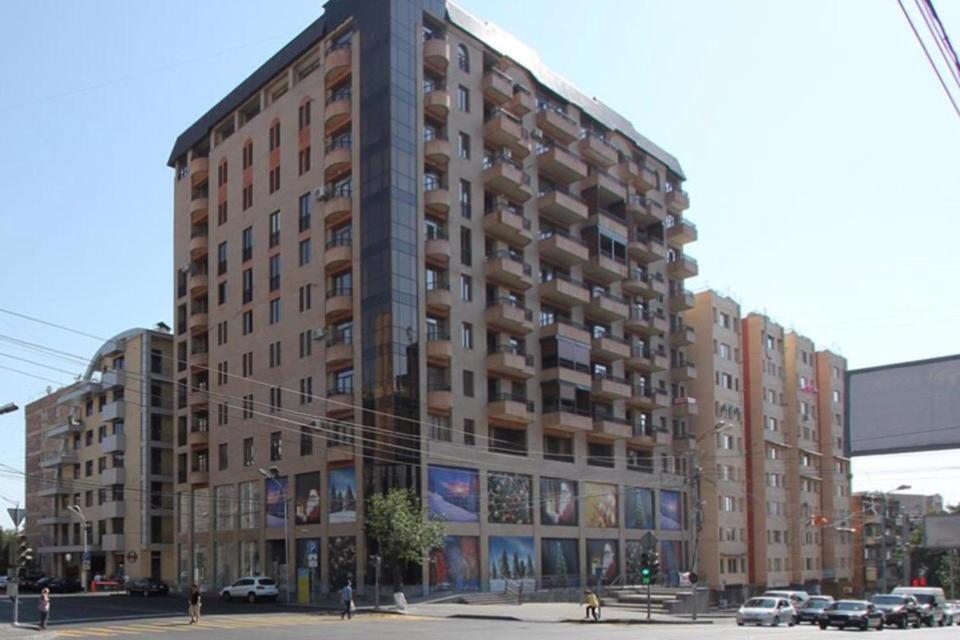 Metro Apartment Jerevan Exteriör bild